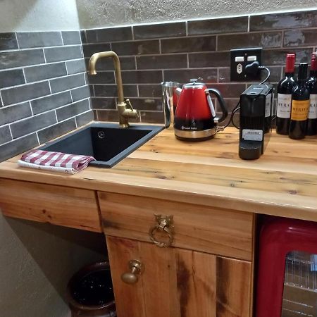 Muratie Wine Estate Стелленбос Экстерьер фото